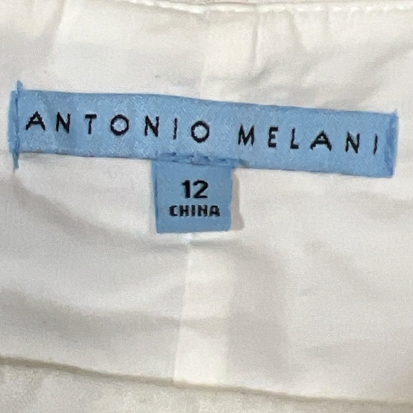 Antonio Melani. NWOT  Square neck ivory flutter sleeve cropped top.  Size 12 - Picture 2 of 9